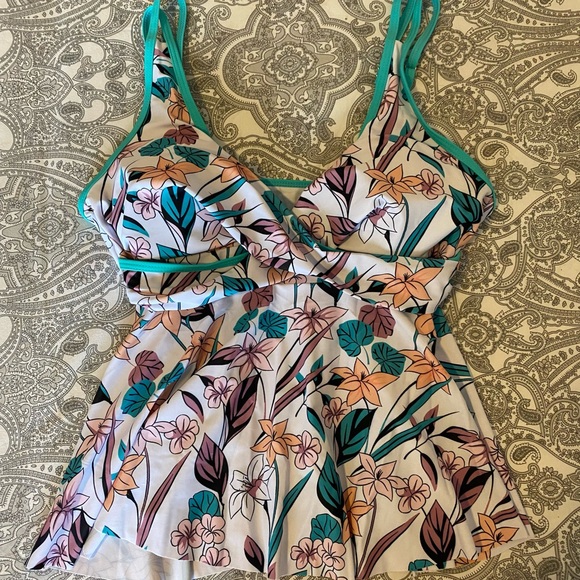 Brand New Tankini Swim Suit - Picture 2 of 6